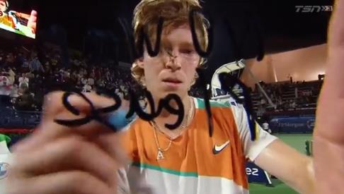 切尔西官网更新一线队名单，斯特林、韦加等9名球员未在列