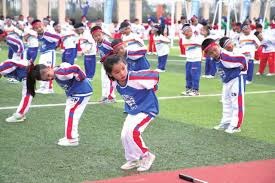 弗林蓬：我踢右后卫和右边锋都无所谓；维尔茨抗压能力强