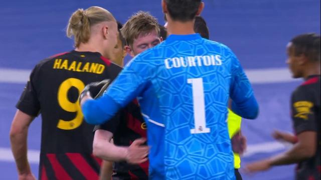 他在暂停时 他在暂停时